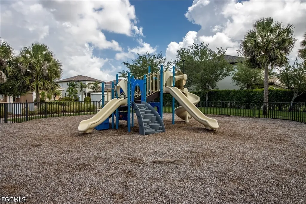 17026 Tremont Street Fort Myers FL 33908
