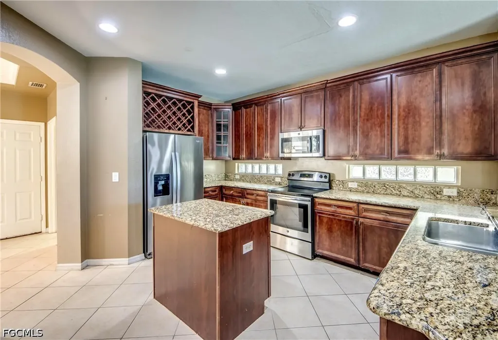 17026 Tremont Street Fort Myers FL 33908