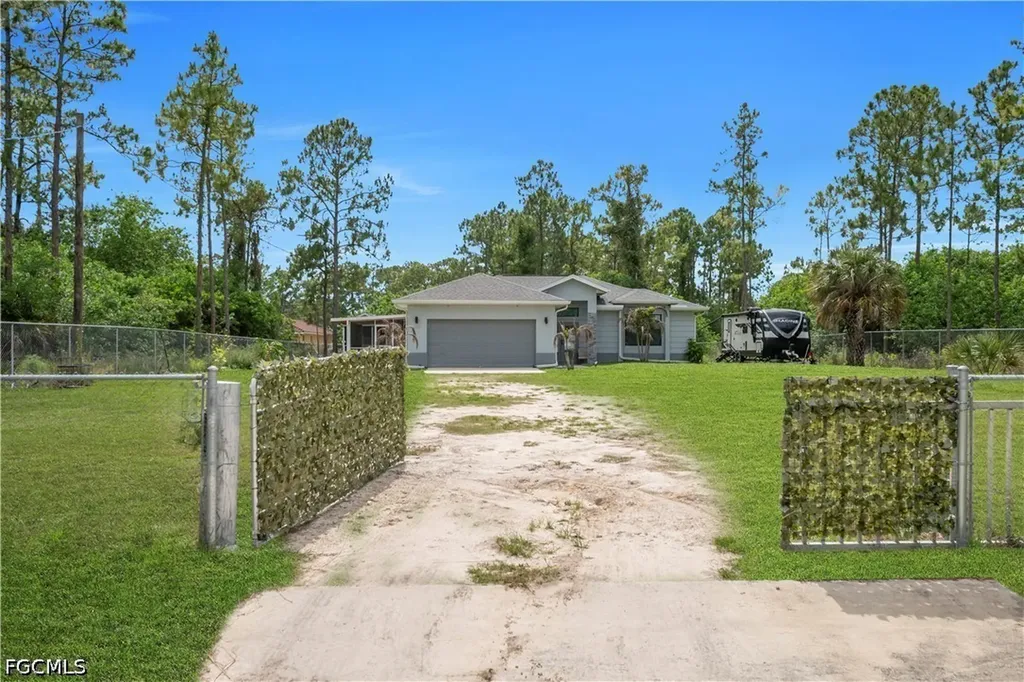 2021 Hines Avenue Alva FL 33920