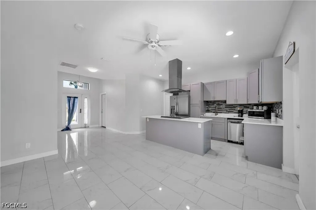 2021 Hines Avenue Alva FL 33920