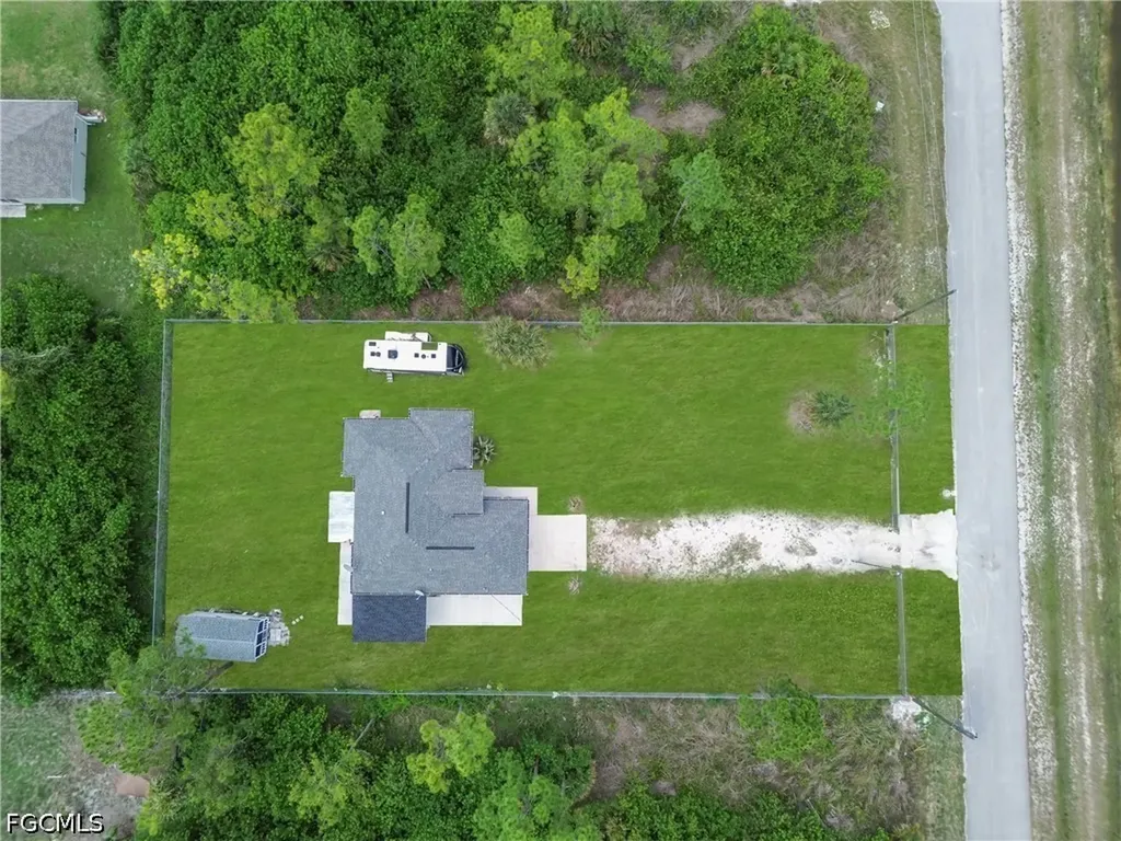 2021 Hines Avenue Alva FL 33920