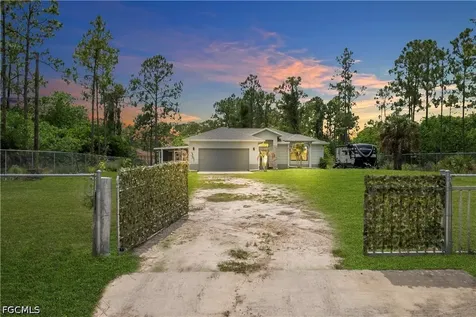 2021 Hines Avenue Alva FL 33920