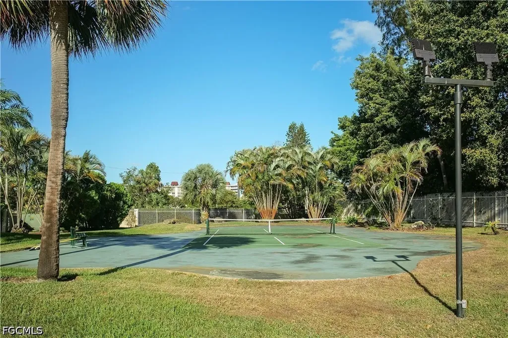 3910 Inverrary Boulevard Lauderhill FL 33319
