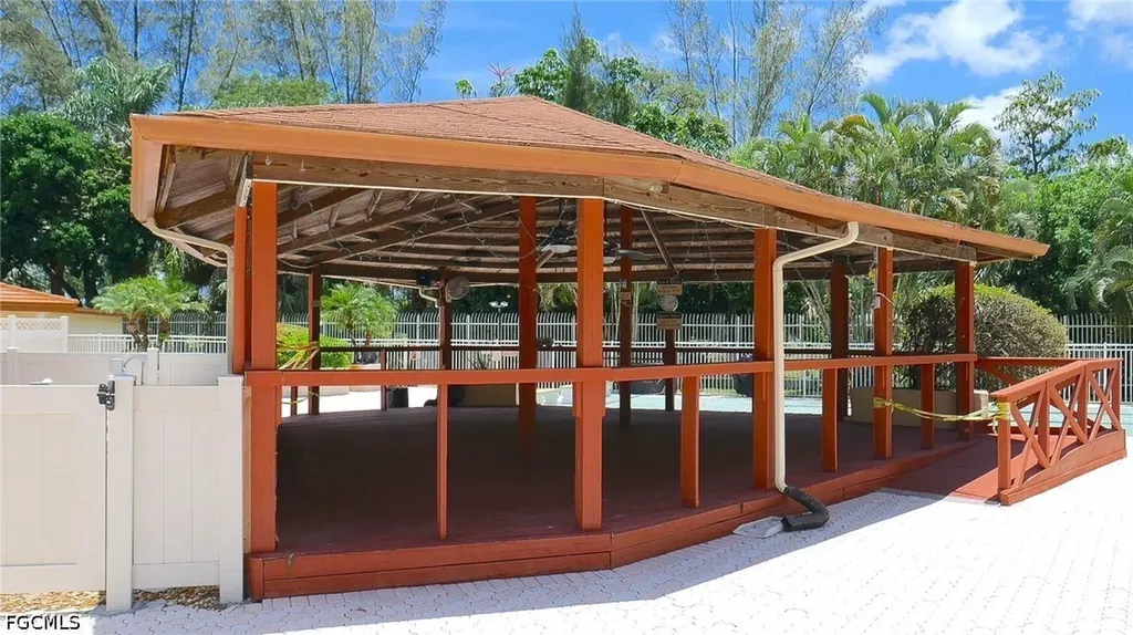 3910 Inverrary Boulevard Lauderhill FL 33319