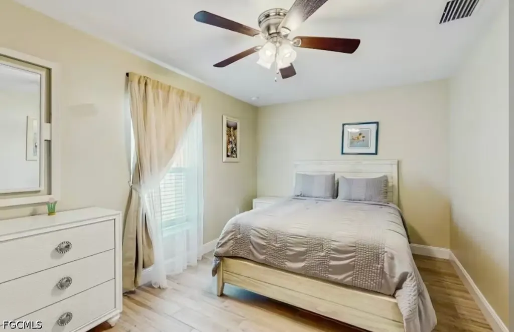 3729 Agualinda Boulevard Cape Coral FL 33914