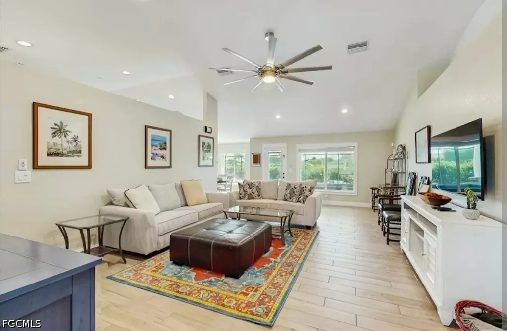 3729 Agualinda Boulevard Cape Coral FL 33914