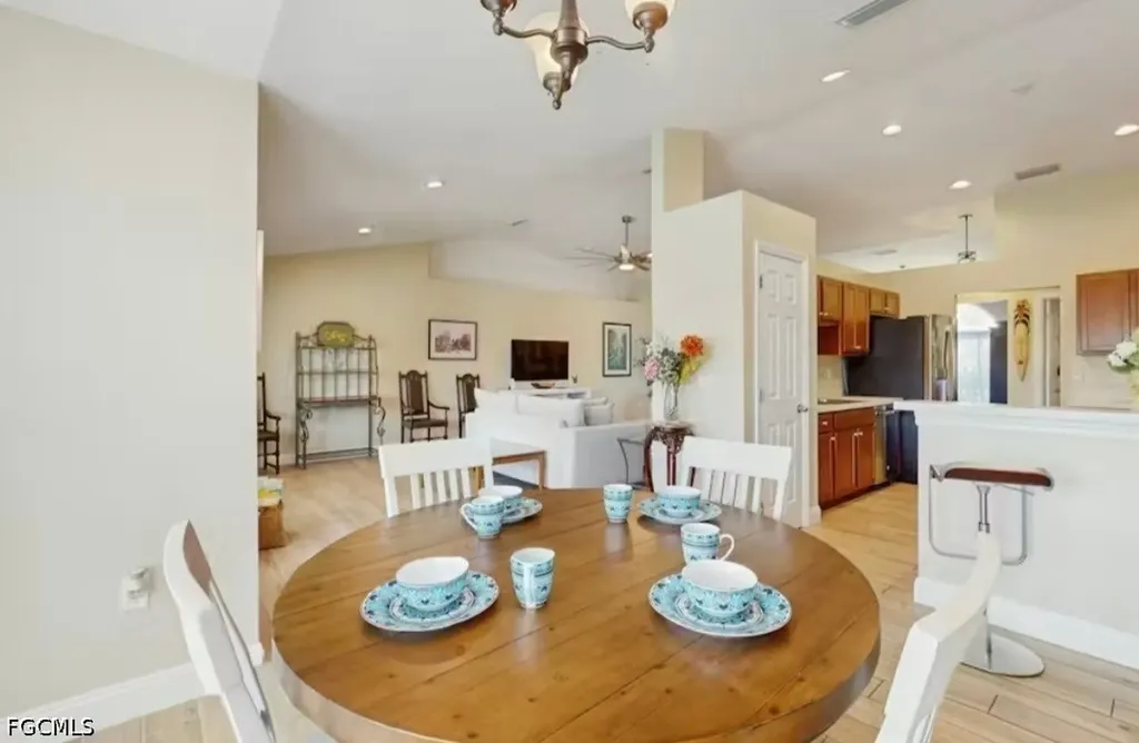 3729 Agualinda Boulevard Cape Coral FL 33914