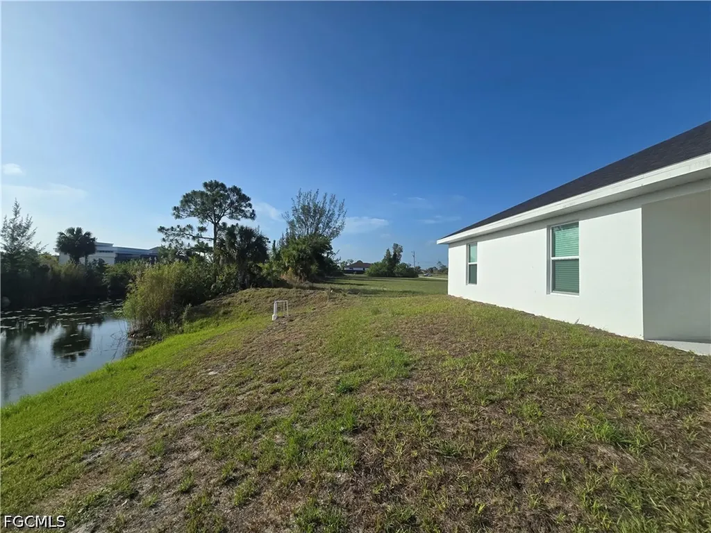 4309 NE 20th Court Cape Coral FL 33909