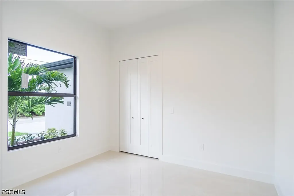 915 Lincoln Avenue Lehigh Acres FL 33972
