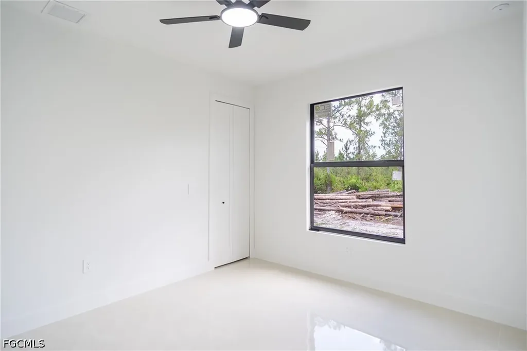 915 Lincoln Avenue Lehigh Acres FL 33972