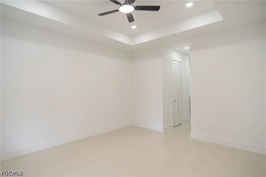 915 Lincoln Avenue Lehigh Acres FL 33972