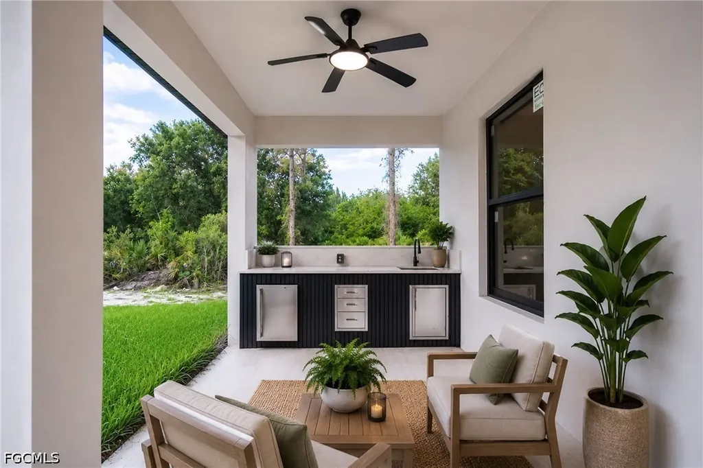915 Lincoln Avenue Lehigh Acres FL 33972
