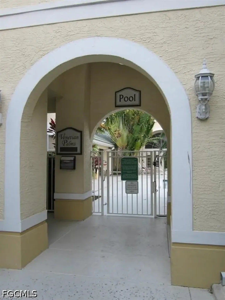 12540 Equestrian Circle Fort Myers FL 33907