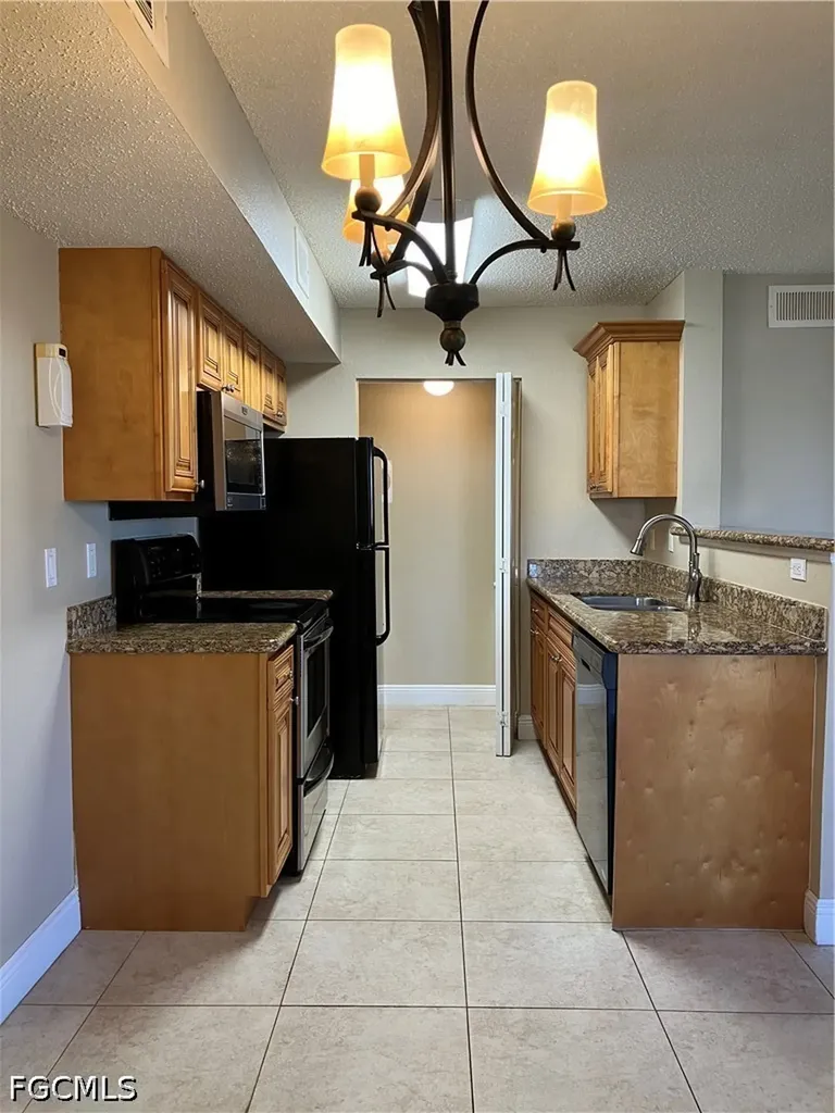 12540 Equestrian Circle Fort Myers FL 33907
