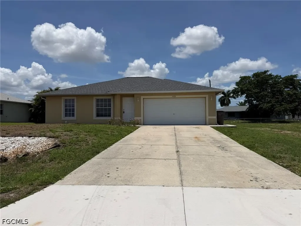 1424 NE 13th Place Cape Coral FL 33909