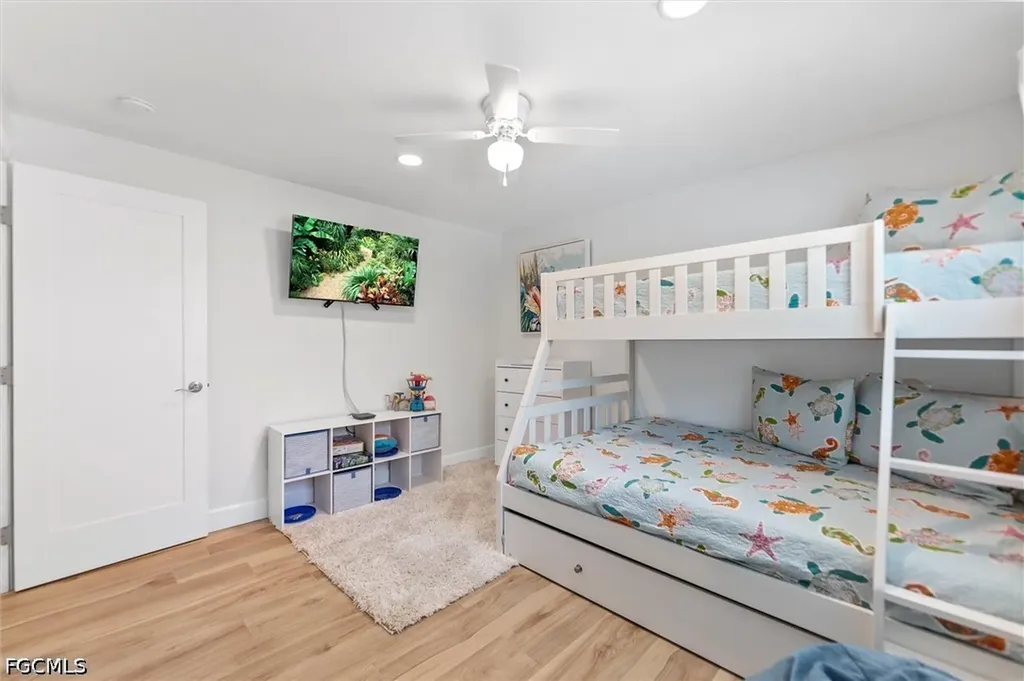 9428 Moonlight Drive Sanibel FL 33957