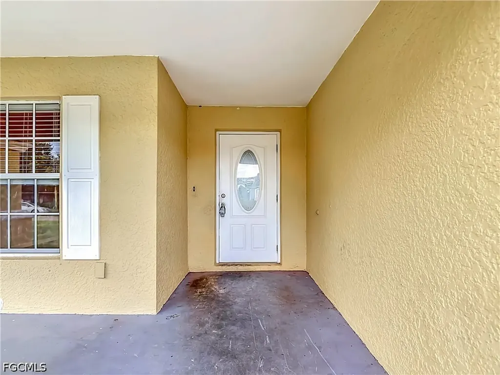 3702 16th Street W Lehigh Acres FL 33971