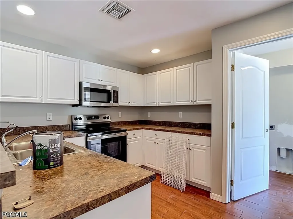 3702 16th Street W Lehigh Acres FL 33971