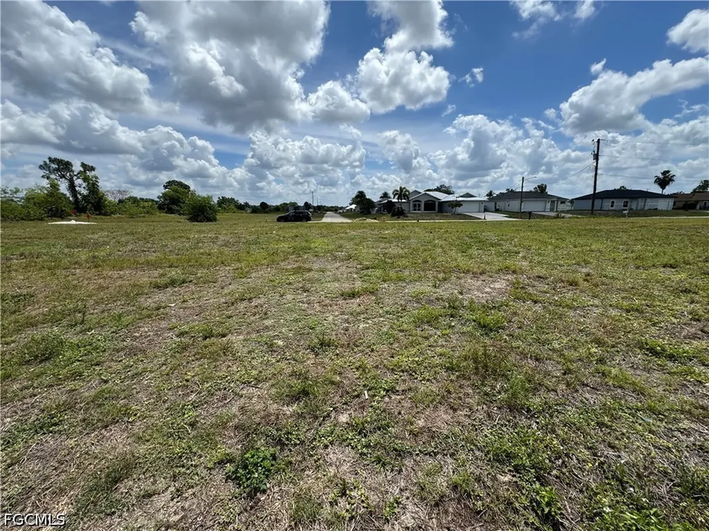 2632 NE 20th Court Cape Coral FL 33909