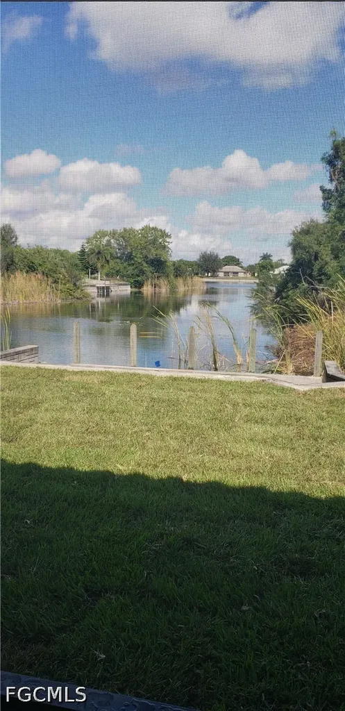 2231 NE 1st Terrace Cape Coral FL 33909