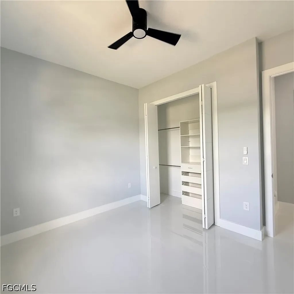 546 Louisville Street E Lehigh Acres FL 33974