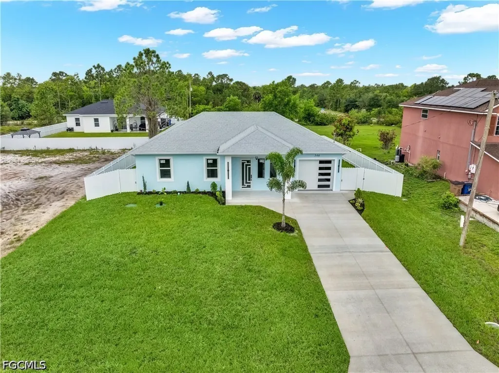 546 Louisville Street E Lehigh Acres FL 33974