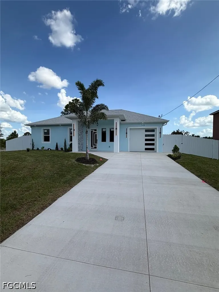 546 Louisville Street E Lehigh Acres FL 33974