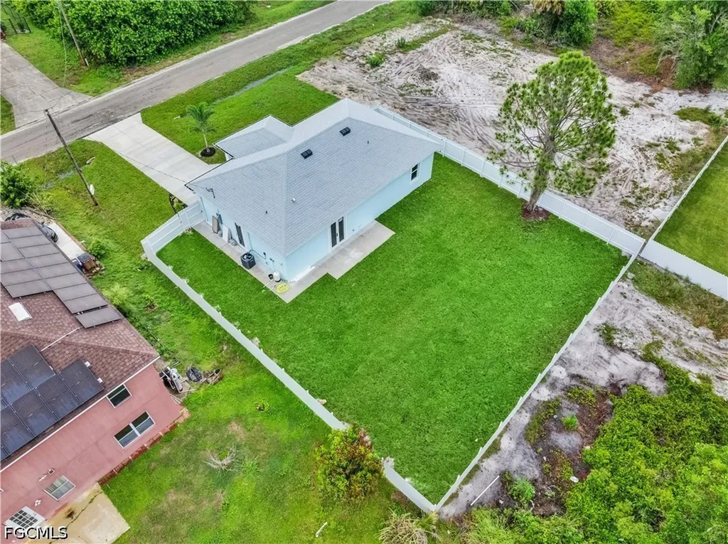 546 Louisville Street E Lehigh Acres FL 33974