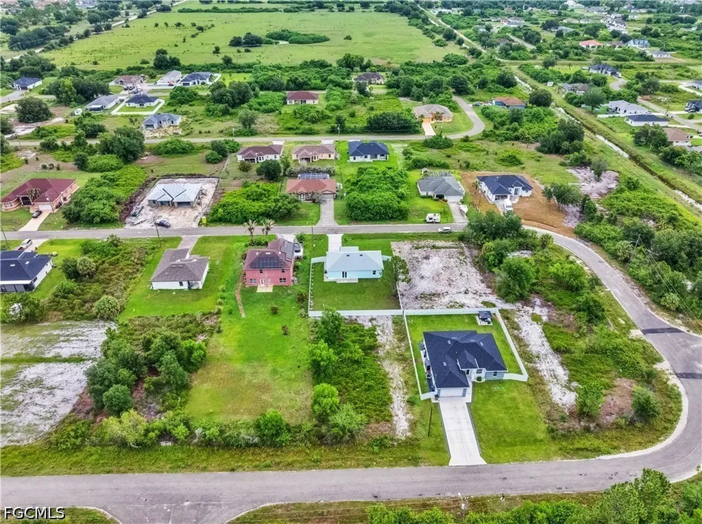 546 Louisville Street E Lehigh Acres FL 33974