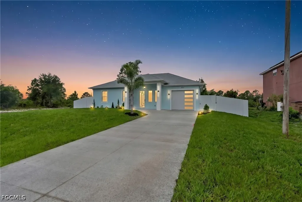 546 Louisville Street E Lehigh Acres FL 33974