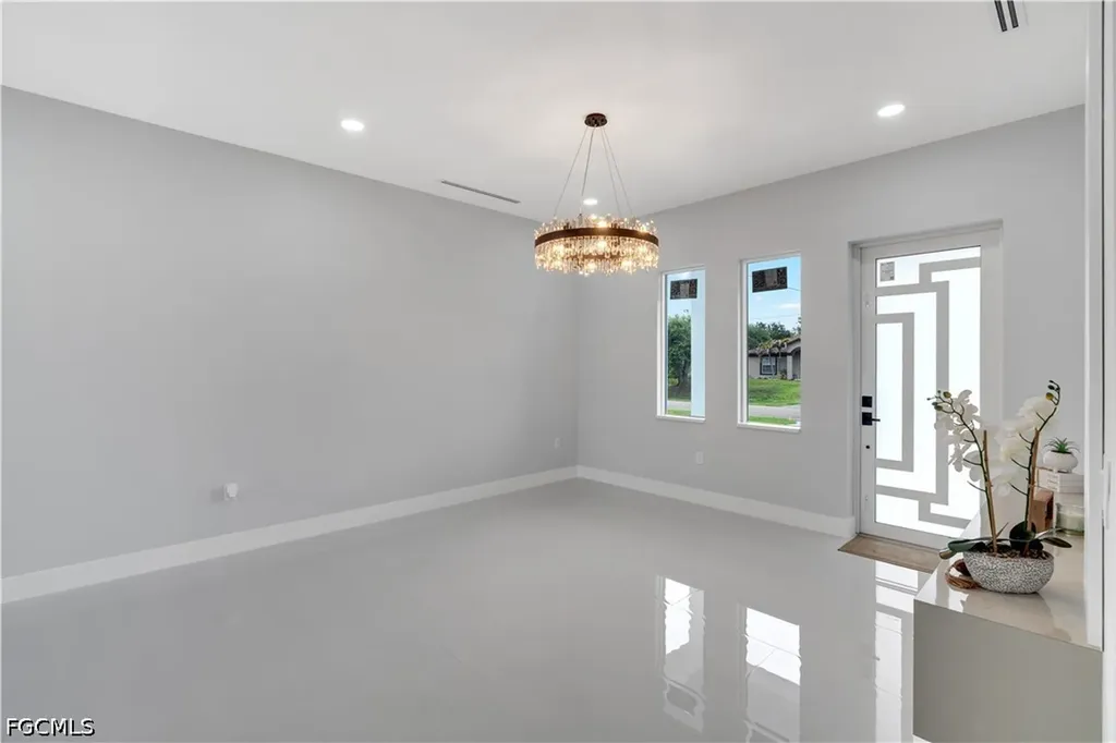546 Louisville Street E Lehigh Acres FL 33974