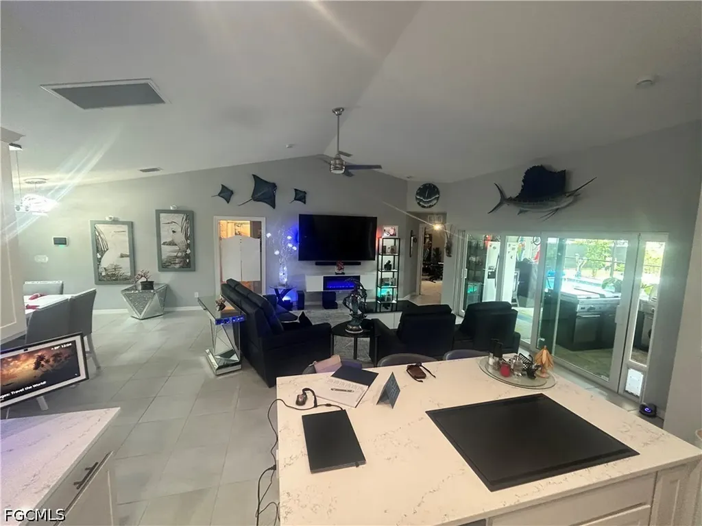 1811 SW 3rd Terrace Cape Coral FL 33991