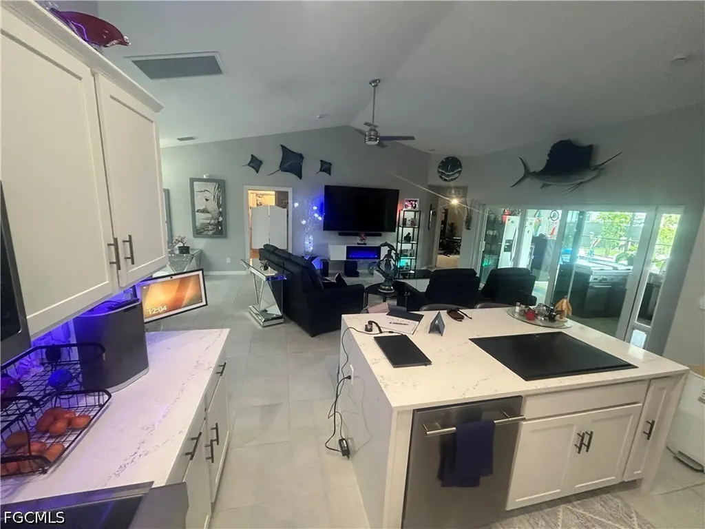 1811 SW 3rd Terrace Cape Coral FL 33991