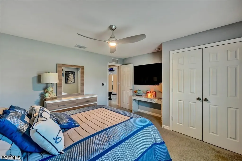 1811 SW 3rd Terrace Cape Coral FL 33991
