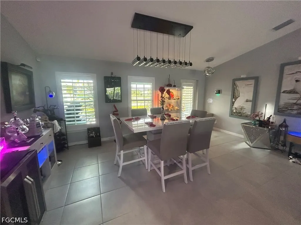 1811 SW 3rd Terrace Cape Coral FL 33991