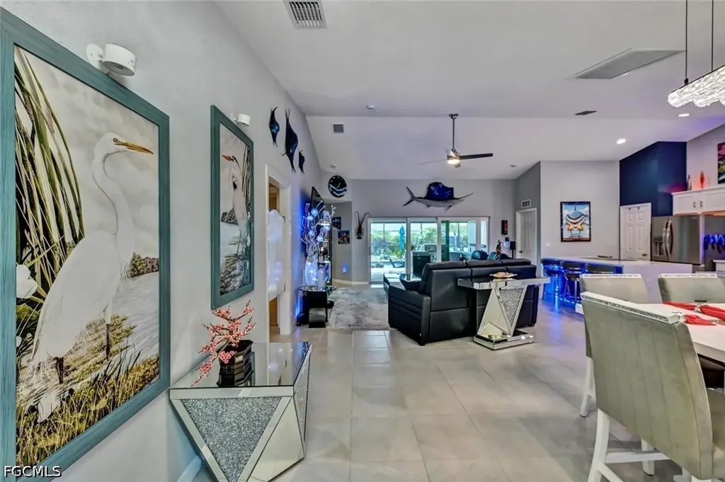 1811 SW 3rd Terrace Cape Coral FL 33991
