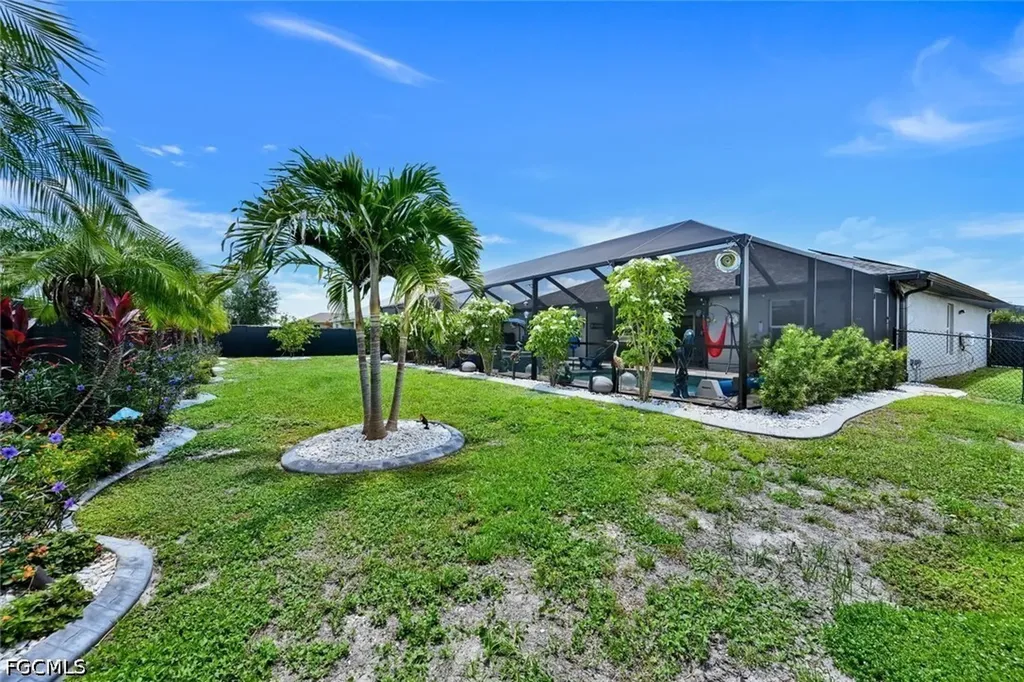1811 SW 3rd Terrace Cape Coral FL 33991