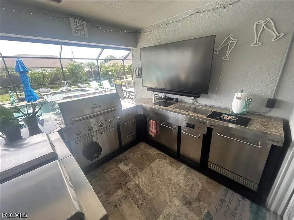 1811 SW 3rd Terrace Cape Coral FL 33991