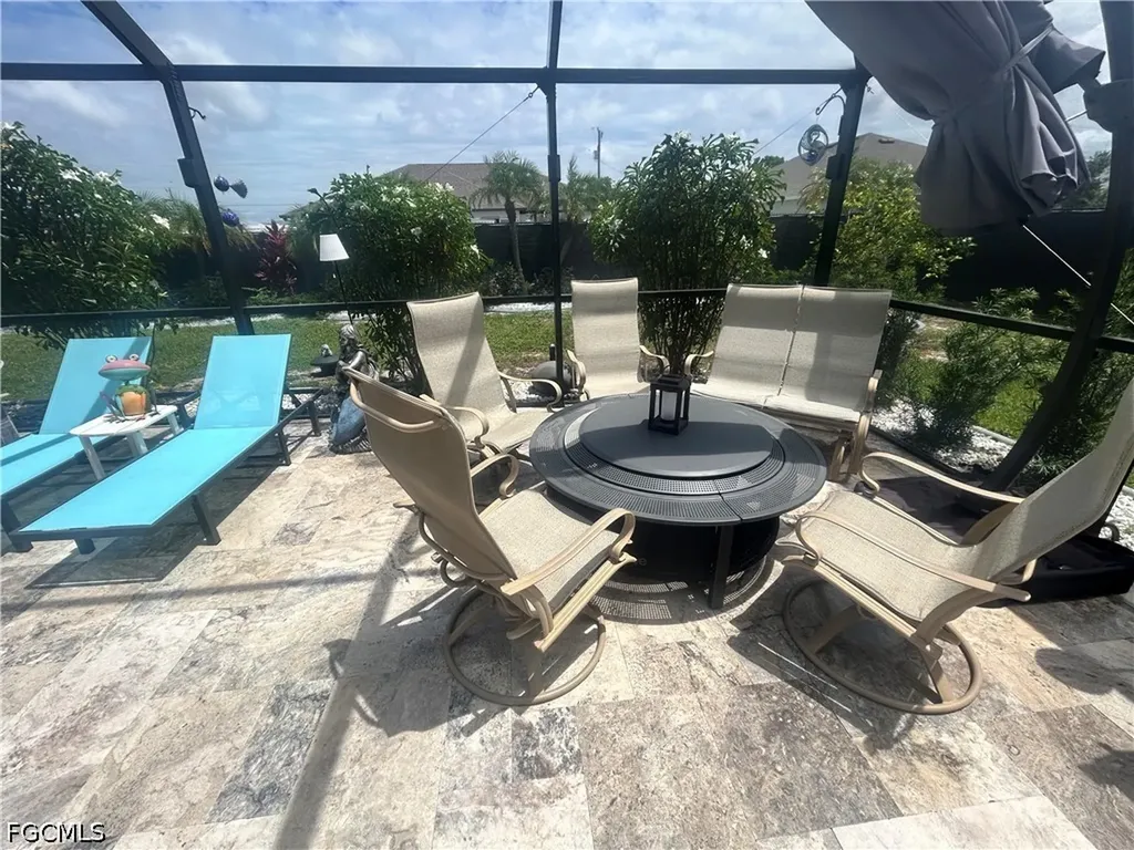 1811 SW 3rd Terrace Cape Coral FL 33991