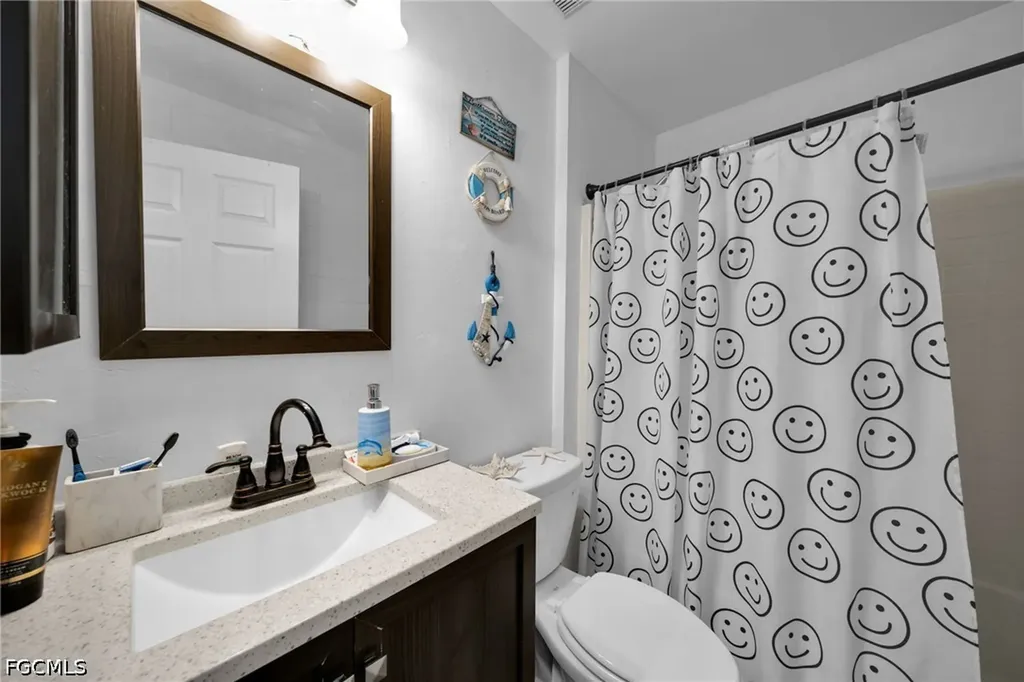 1502 SE 2nd Place Cape Coral FL 33990
