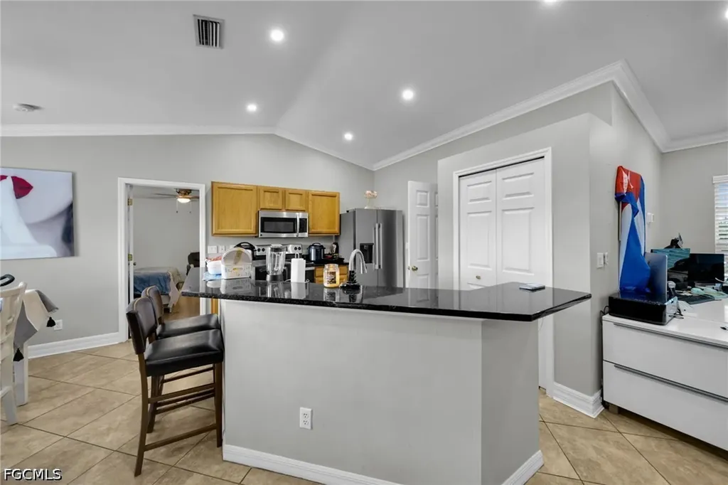 1502 SE 2nd Place Cape Coral FL 33990