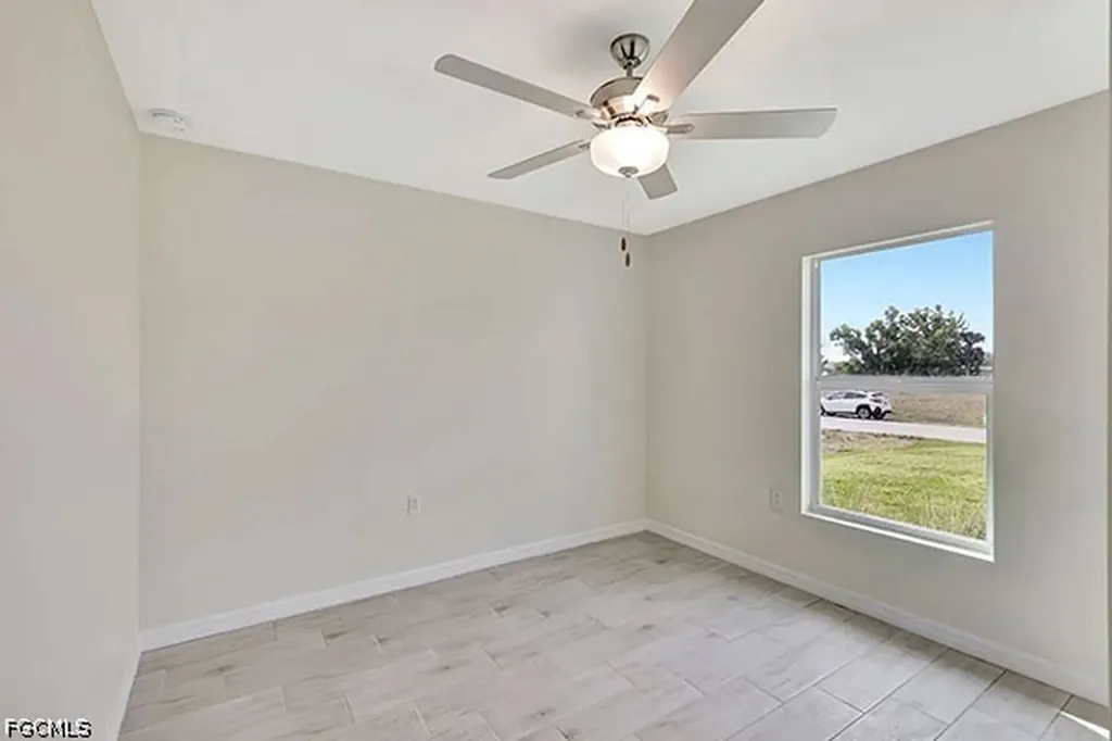 3809 NW 38th Street Cape Coral FL 33993