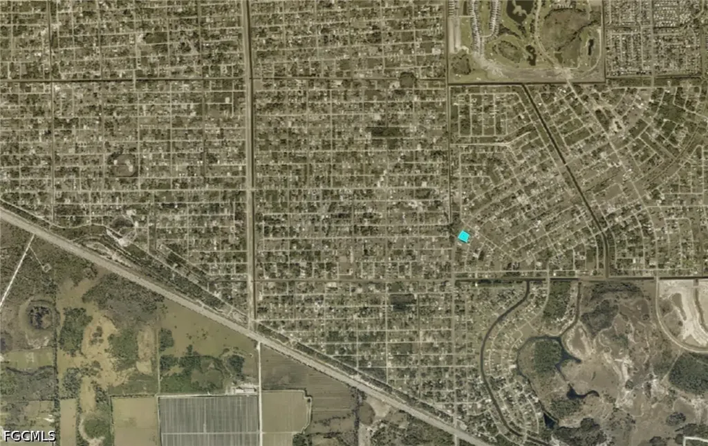 872-874 Alabama Road S Lehigh Acres FL 33974