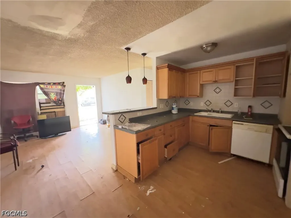 1119 Vineyard Place Lehigh Acres FL 33936