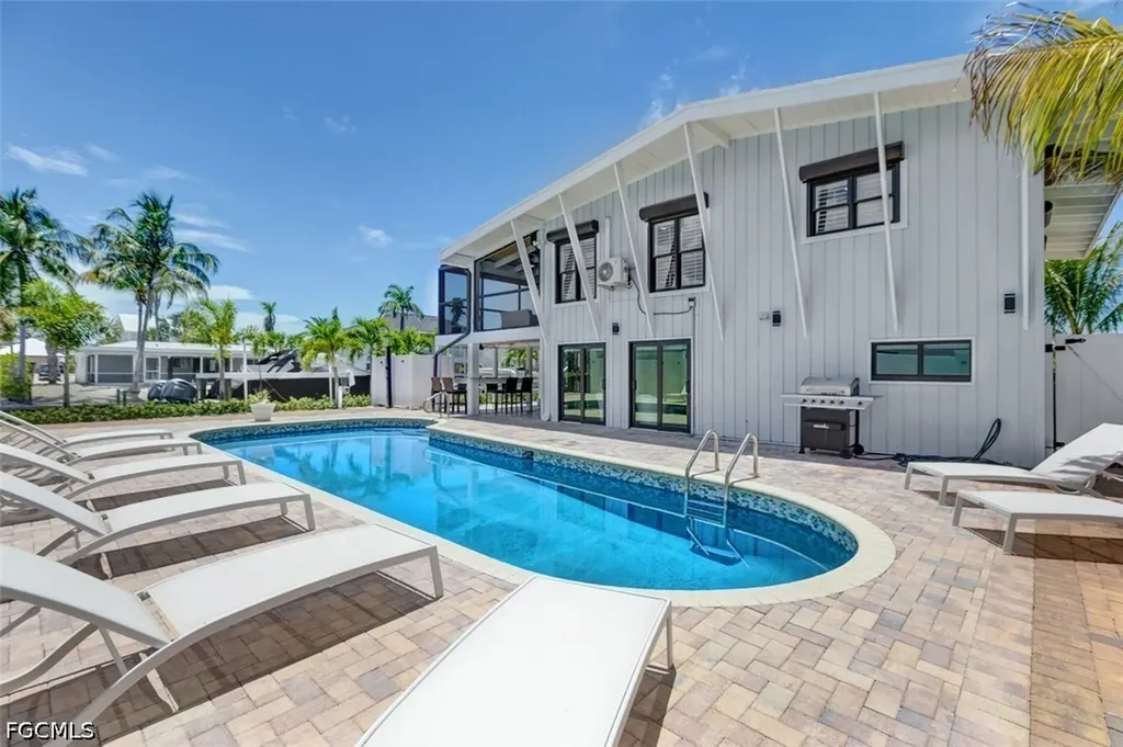 370 Bayland Road Fort Myers Beach FL 33931