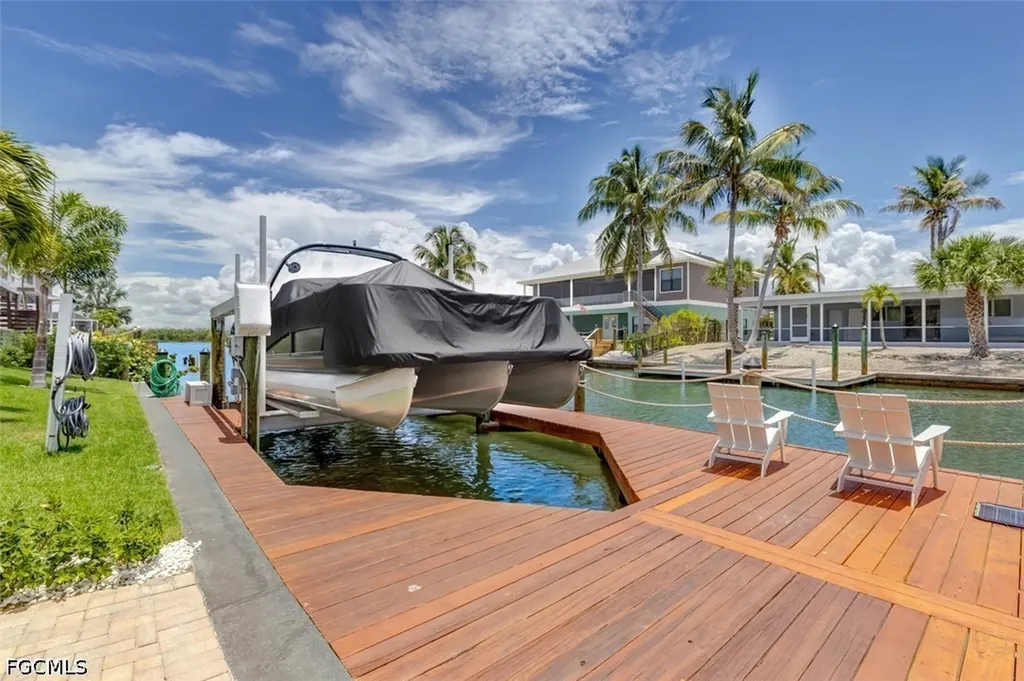 370 Bayland Road Fort Myers Beach FL 33931