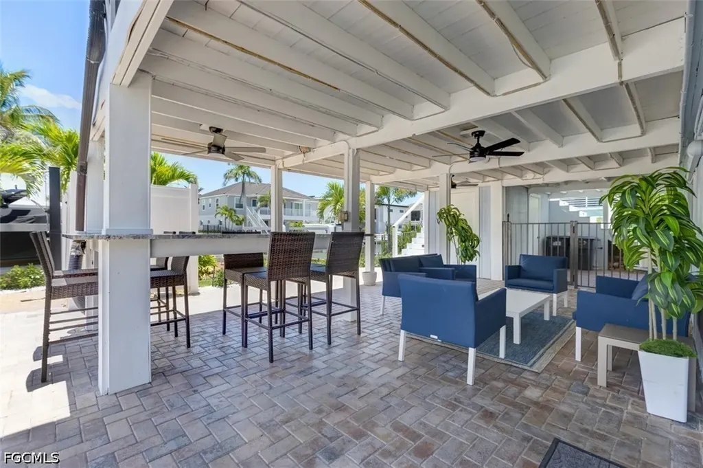 370 Bayland Road Fort Myers Beach FL 33931