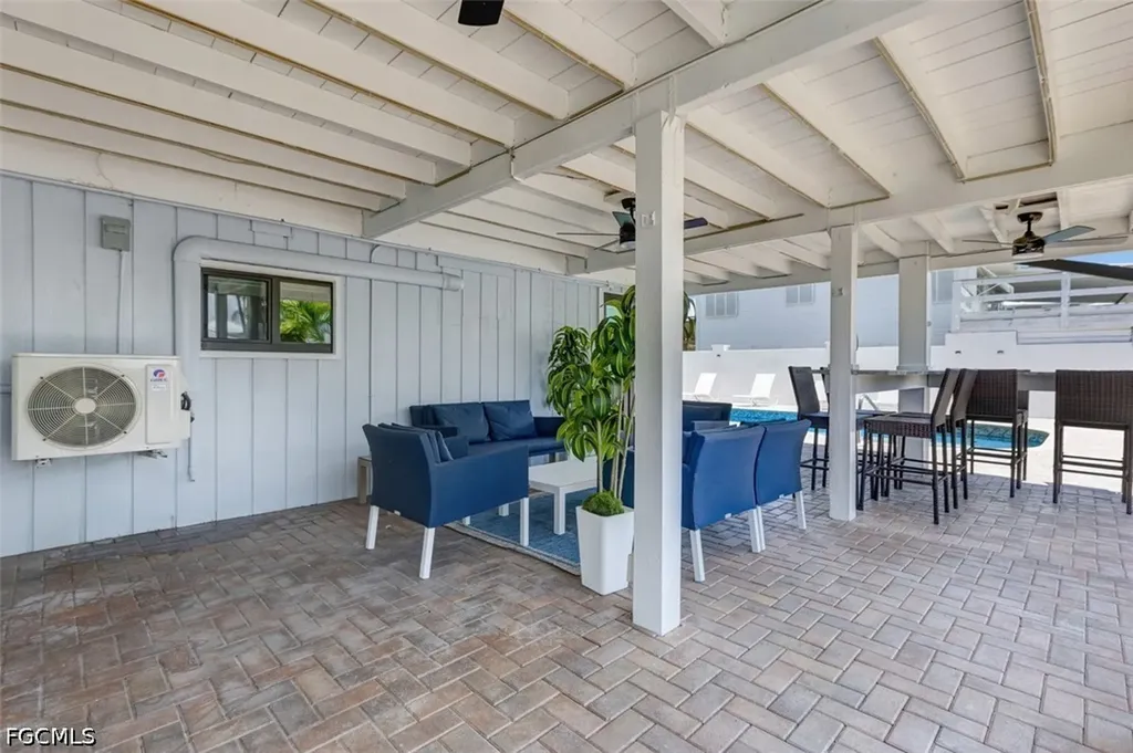 370 Bayland Road Fort Myers Beach FL 33931