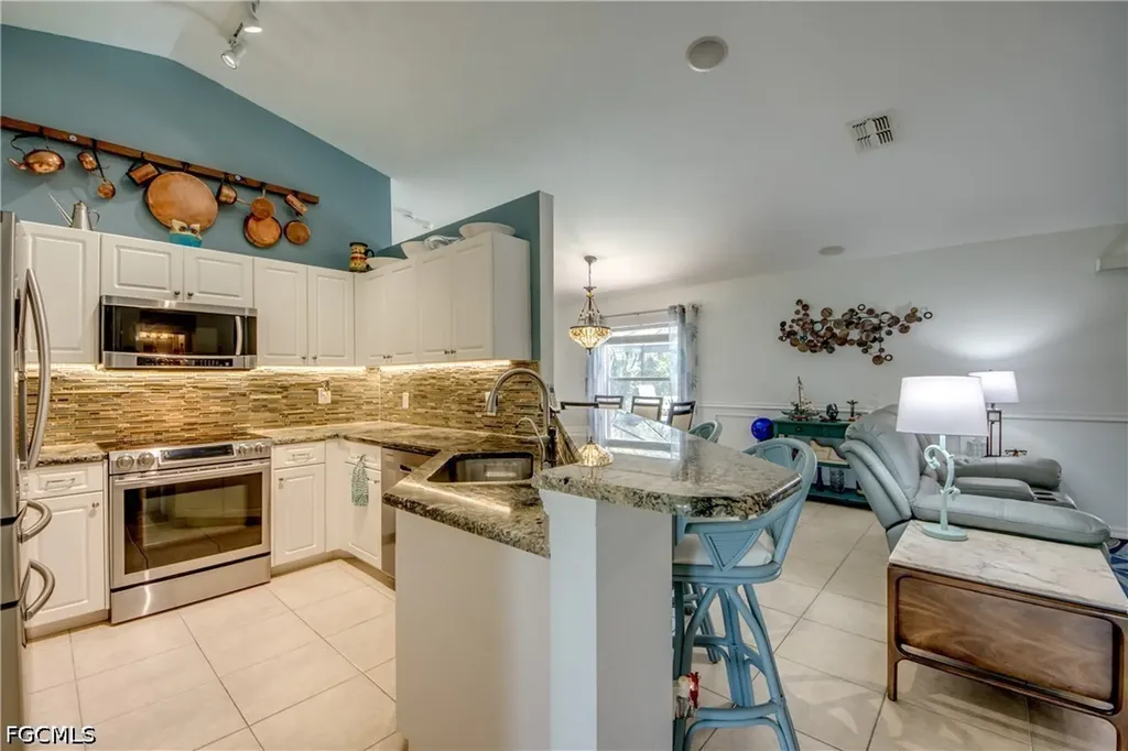 1821 NW 1st Place Cape Coral FL 33993