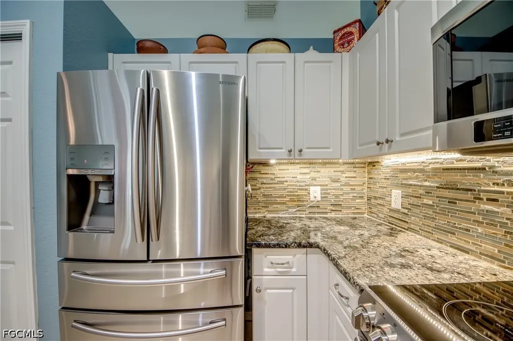 1821 NW 1st Place Cape Coral FL 33993